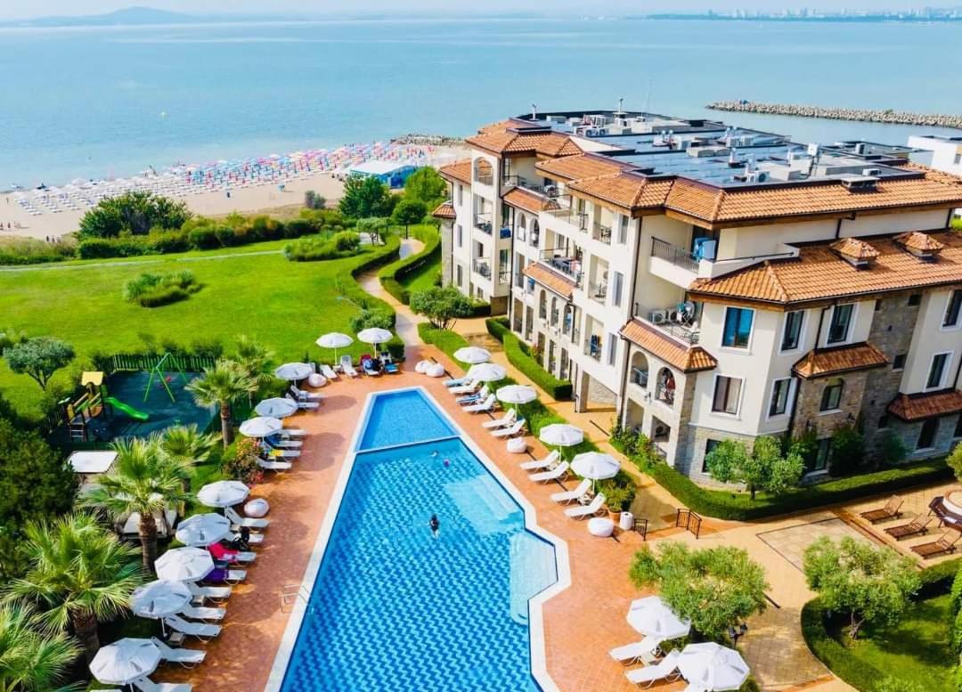 Apartment Melody Burgas Ngoại thất bức ảnh